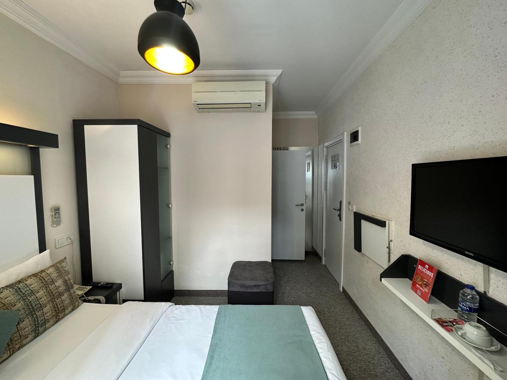 Hotels And Suites Platine Istanbul Bagian luar foto